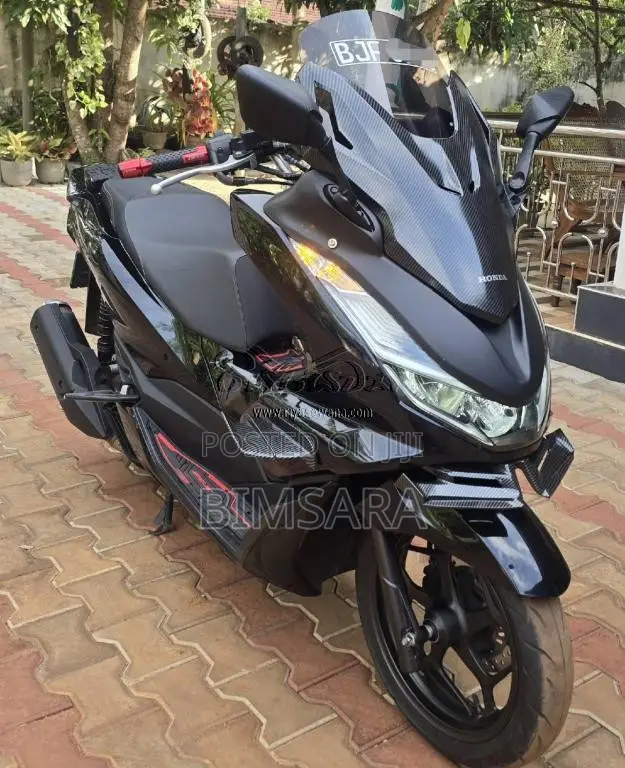 Honda PCX 160 Original Japan 2024 Motorbike (Used)