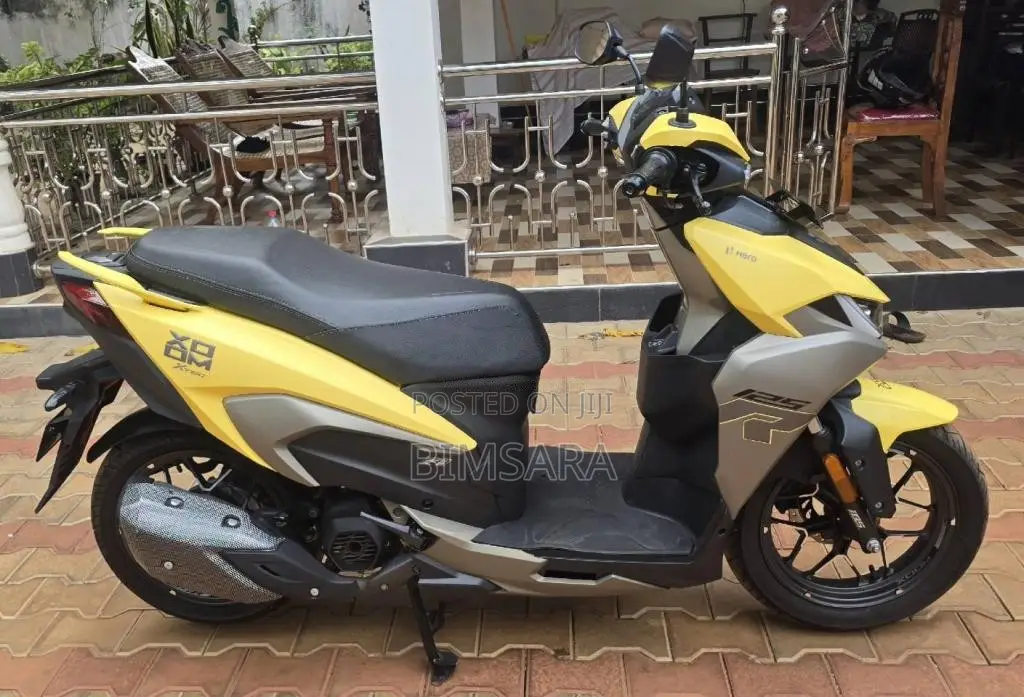 Hero Xoom 125R BKQ Yellow Matte 2026 Motorbike (Used)