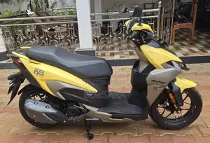 Hero Xoom 125R BKQ Yellow Matte 2026 Motorbike (Used)