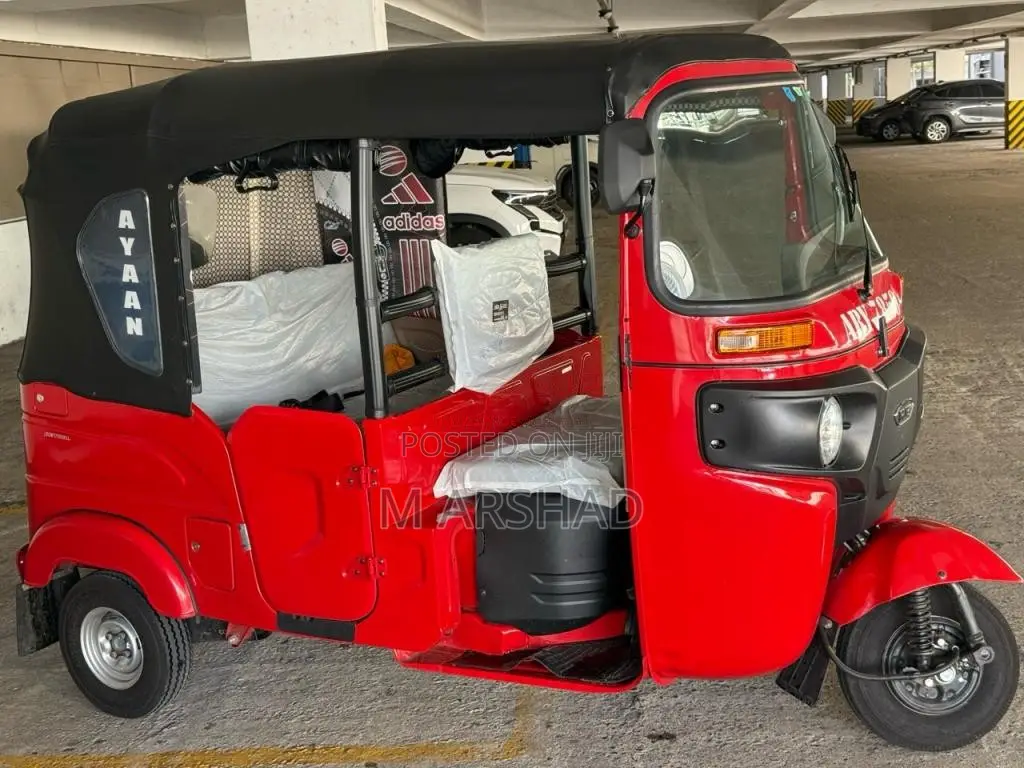 Bajaj 4 stroke 2026 Three Wheel (Used)