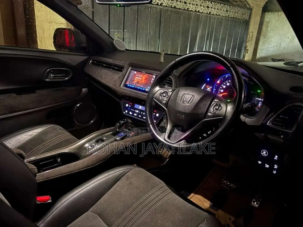 Honda Vezel RS Sensing 2018 SUV (Used)