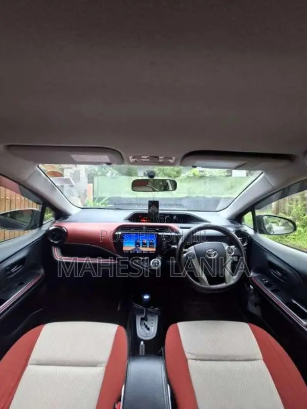Toyota Aqua Urban 2015 Car (Used)
