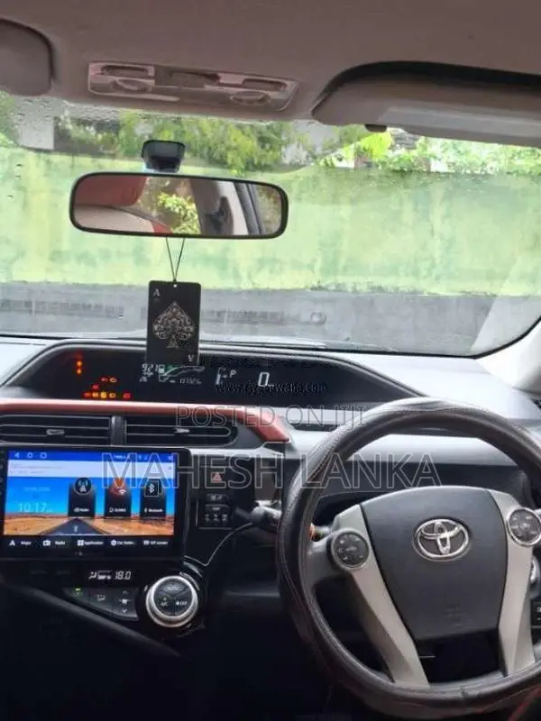 Toyota Aqua Urban 2015 Car (Used)