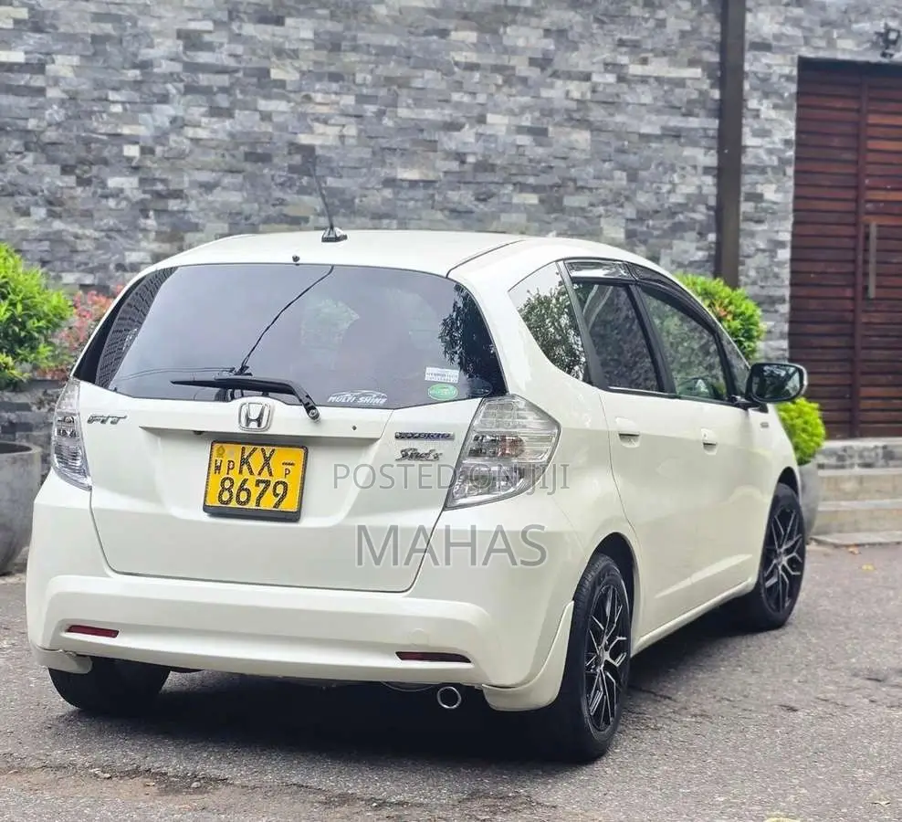 Honda FIT GP1 2012 Car (Used)