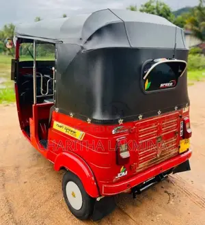 Bajaj RE 2015 Three Wheel (Used)