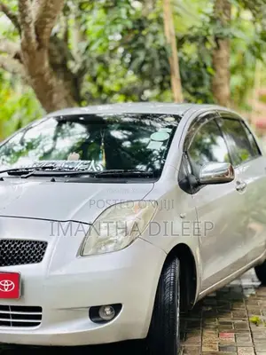 Toyota Vitz 2007 Car (Used)