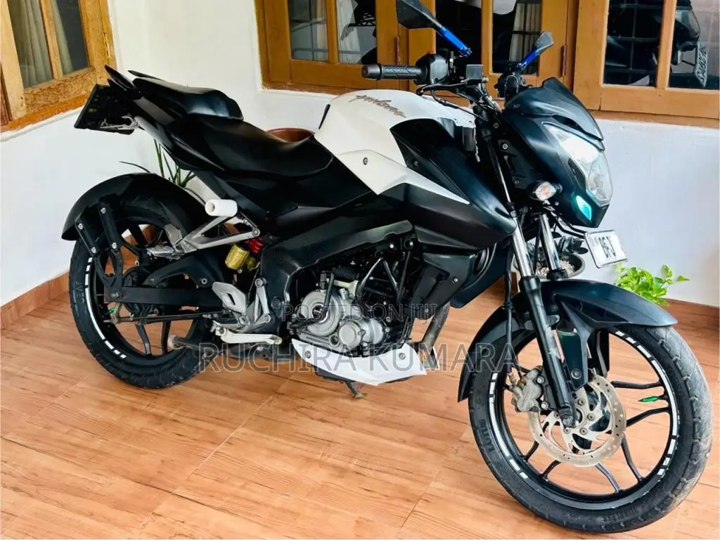 Bajaj Ns 2018 Motorbike (Used)