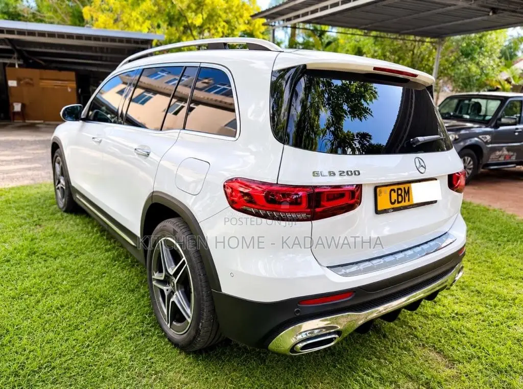 Mercedes-Benz GLB 200 AMG Line Premium Plus 2020 SUV (Used)