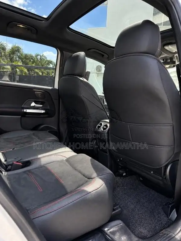 Mercedes-Benz GLB 200 AMG Line Premium Plus 2020 SUV (Used)