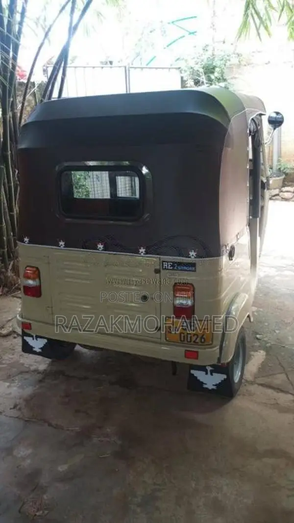 Bajaj 2 Stroke 2005 Three Wheel (Used)