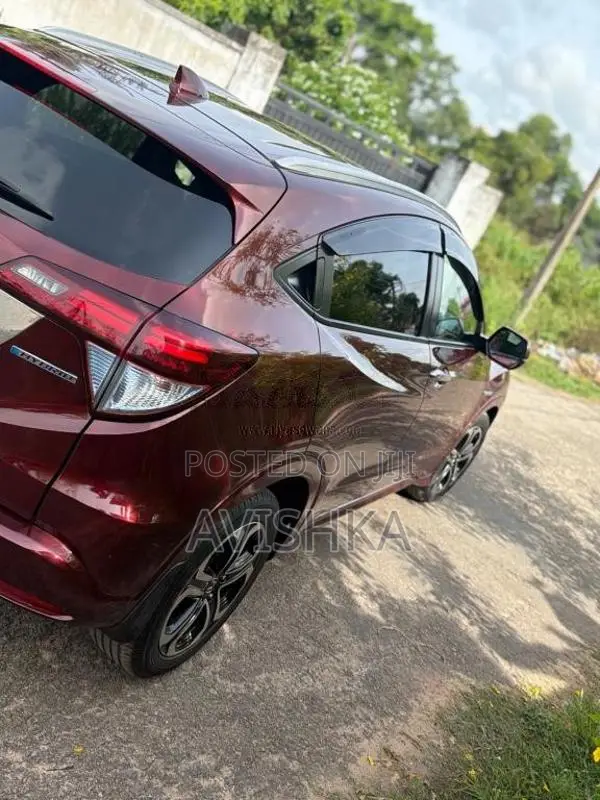 Honda Vezel 2015 SUV (Used)