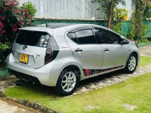 Toyota Aqua 2012 Car (Used)