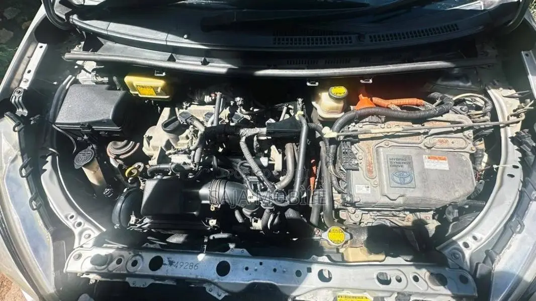 Toyota Aqua 2012 Car (Used)