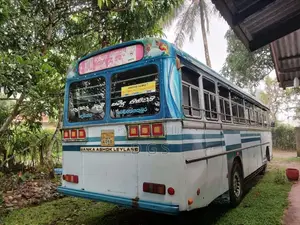 Ashok-Leyland Viking 2005 Bus (Used)