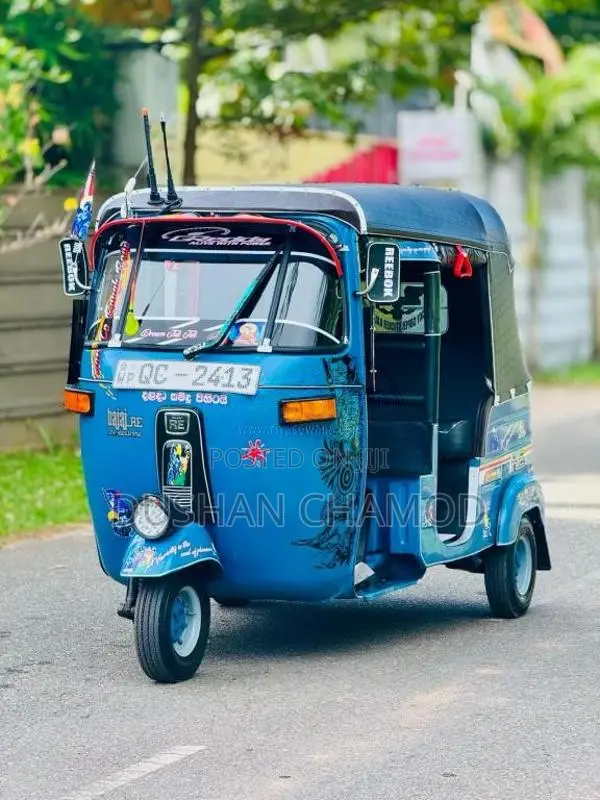 Bajaj RE 2 Stroke 2005 Three Wheel (Used)