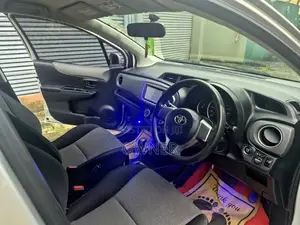 Toyota Vitz 2013 Car (Used)