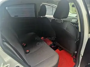 Toyota Vitz 2013 Car (Used)