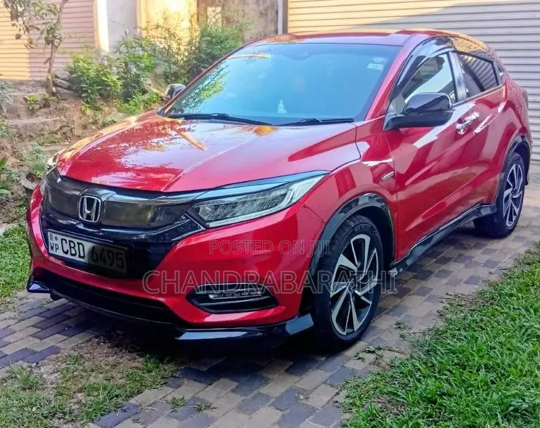 Honda VEZEL RS SENSING LED 2018 SUV (Used)