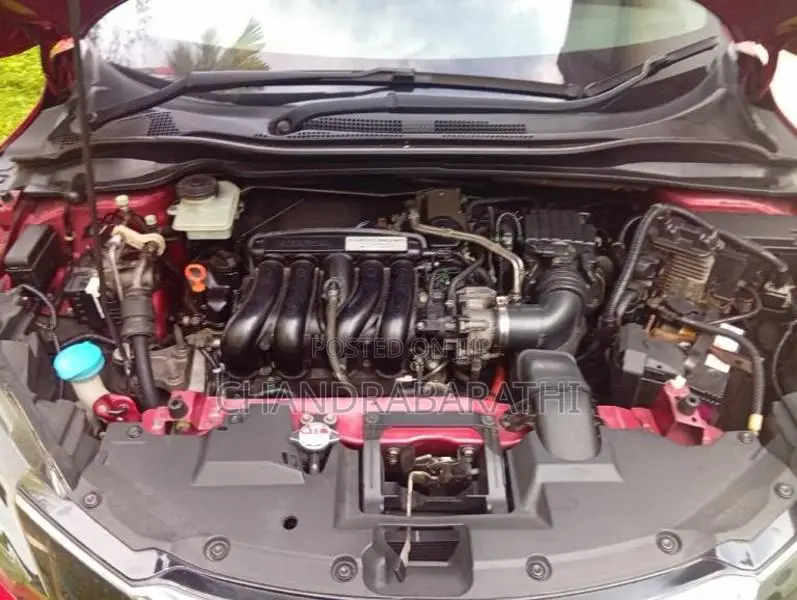 Honda VEZEL RS SENSING LED 2018 SUV (Used)