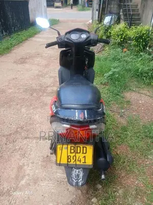 Honda Dio 2015 Motorbike (Used)