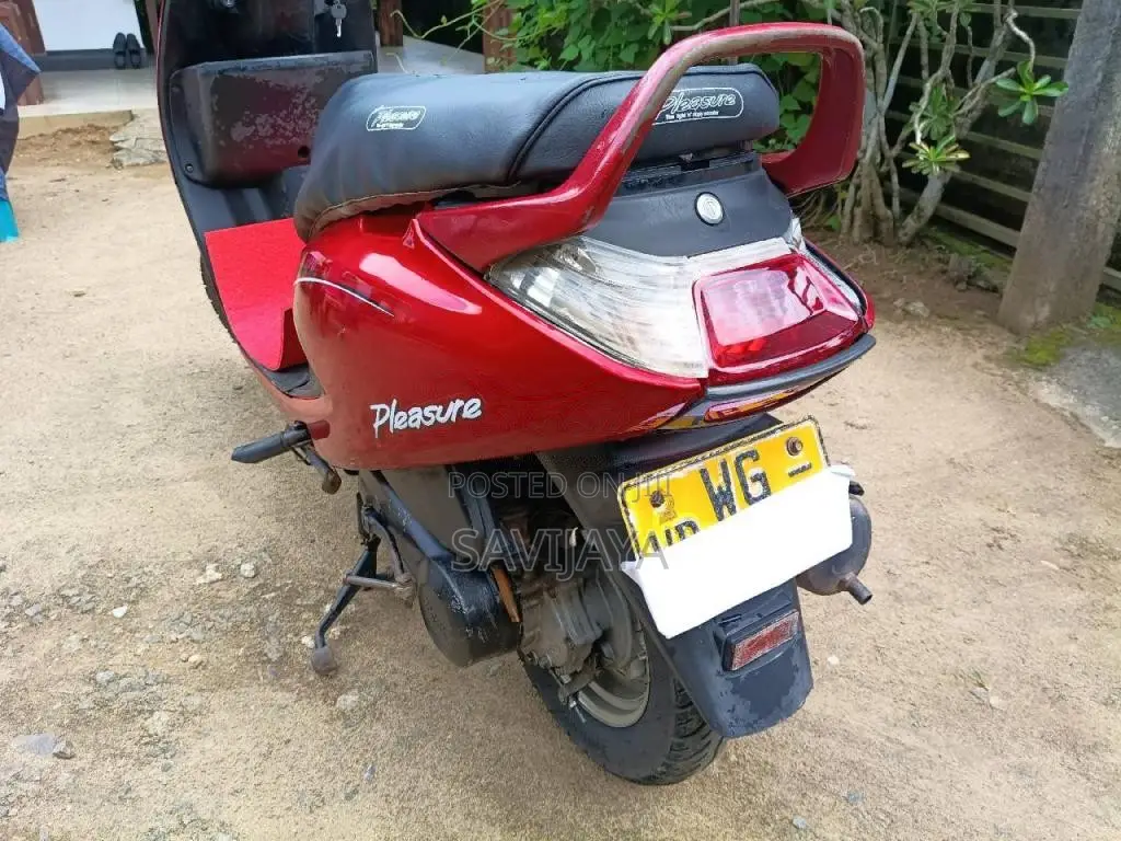 Hero Pleasure 2011 Motorbike (Used)
