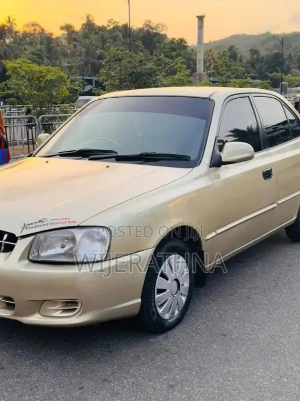 Hyundai Accent 2000 Car (Used)