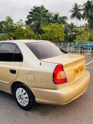 Hyundai Accent 2000 Car (Used)