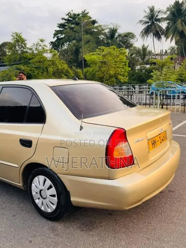 Hyundai Accent 2000 Car (Used)