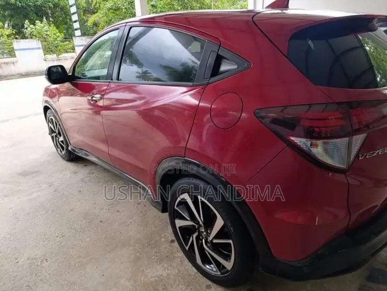Honda Vezel 2017 SUV (Used)