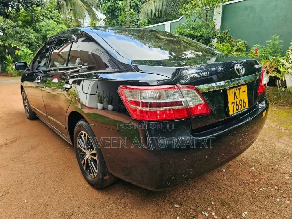 Toyota PREMIO G 2012 Car (Used)