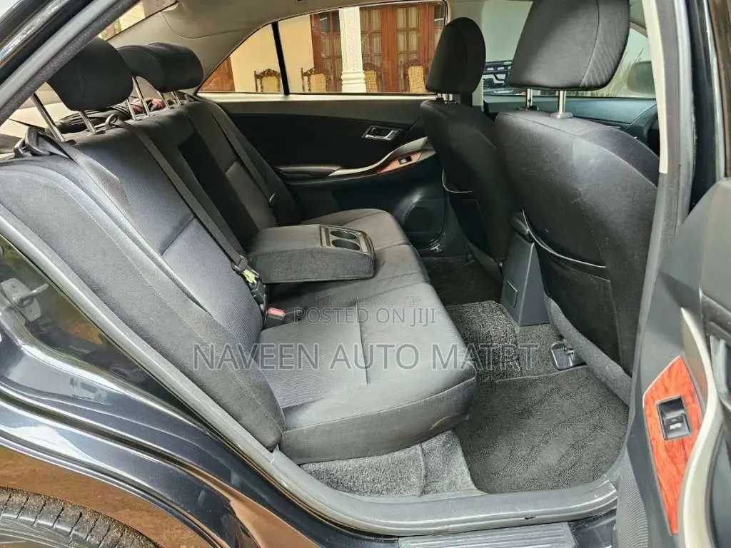 Toyota PREMIO G 2012 Car (Used)