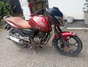 Bajaj Discover St 2013 Motorbike (Used)