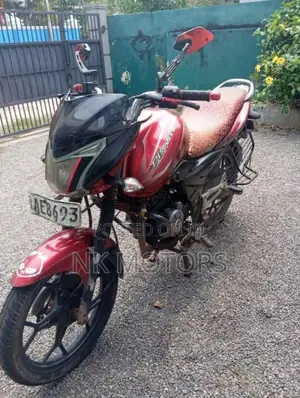 Bajaj Discover St 2013 Motorbike (Used)