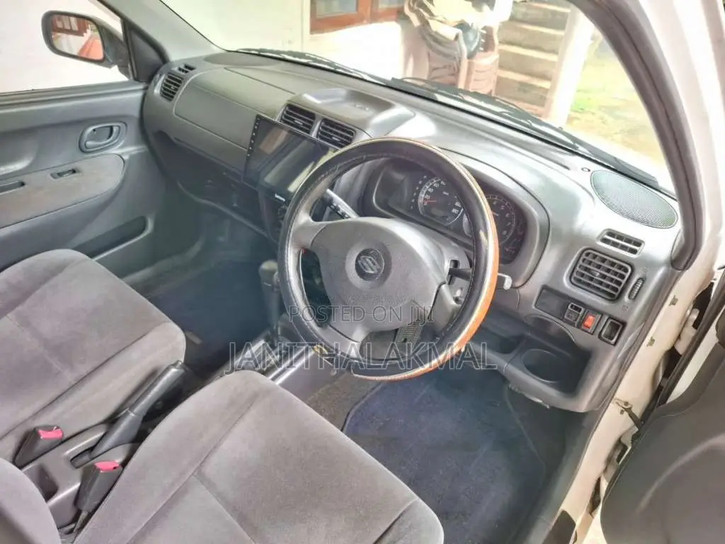Suzuki Swift 2005 Car (Used)