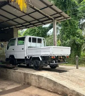 Toyota CrewCab 1978 Crew Cab (Used)