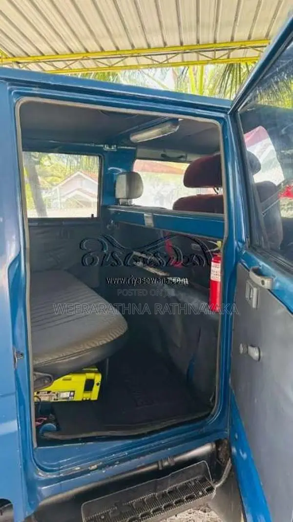 Toyota CrewCab 1996 Crew Cab (Used)