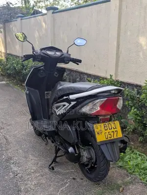 Honda Dio 2016 Motorbike (Used)