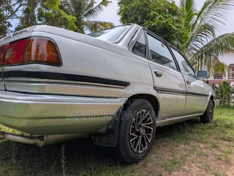 Toyota Corona AT150 1988 Car (Used)