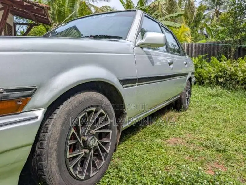 Toyota Corona AT150 1988 Car (Used)