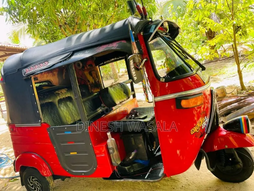 Bajaj RE 2003 Three Wheel (Used)