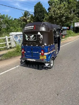 Bajaj RE 2005 Three Wheel (Used)