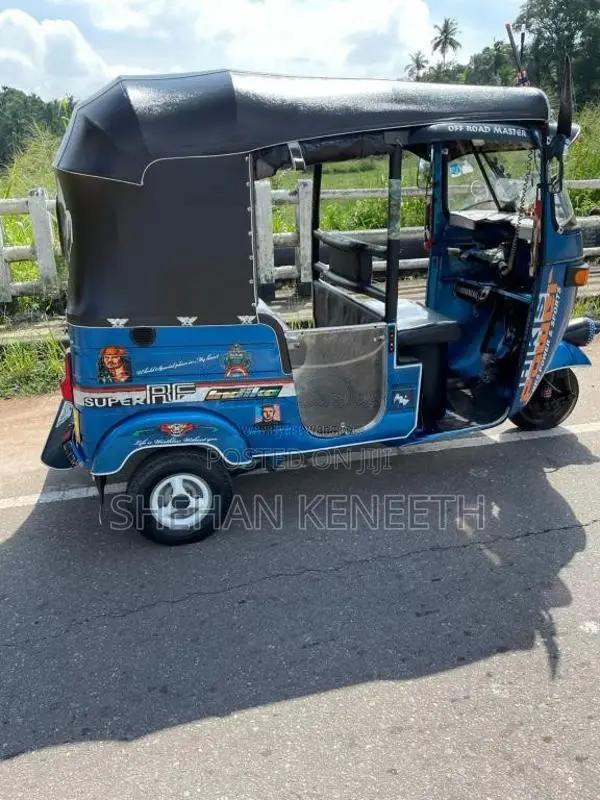 Bajaj RE 2005 Three Wheel (Used)